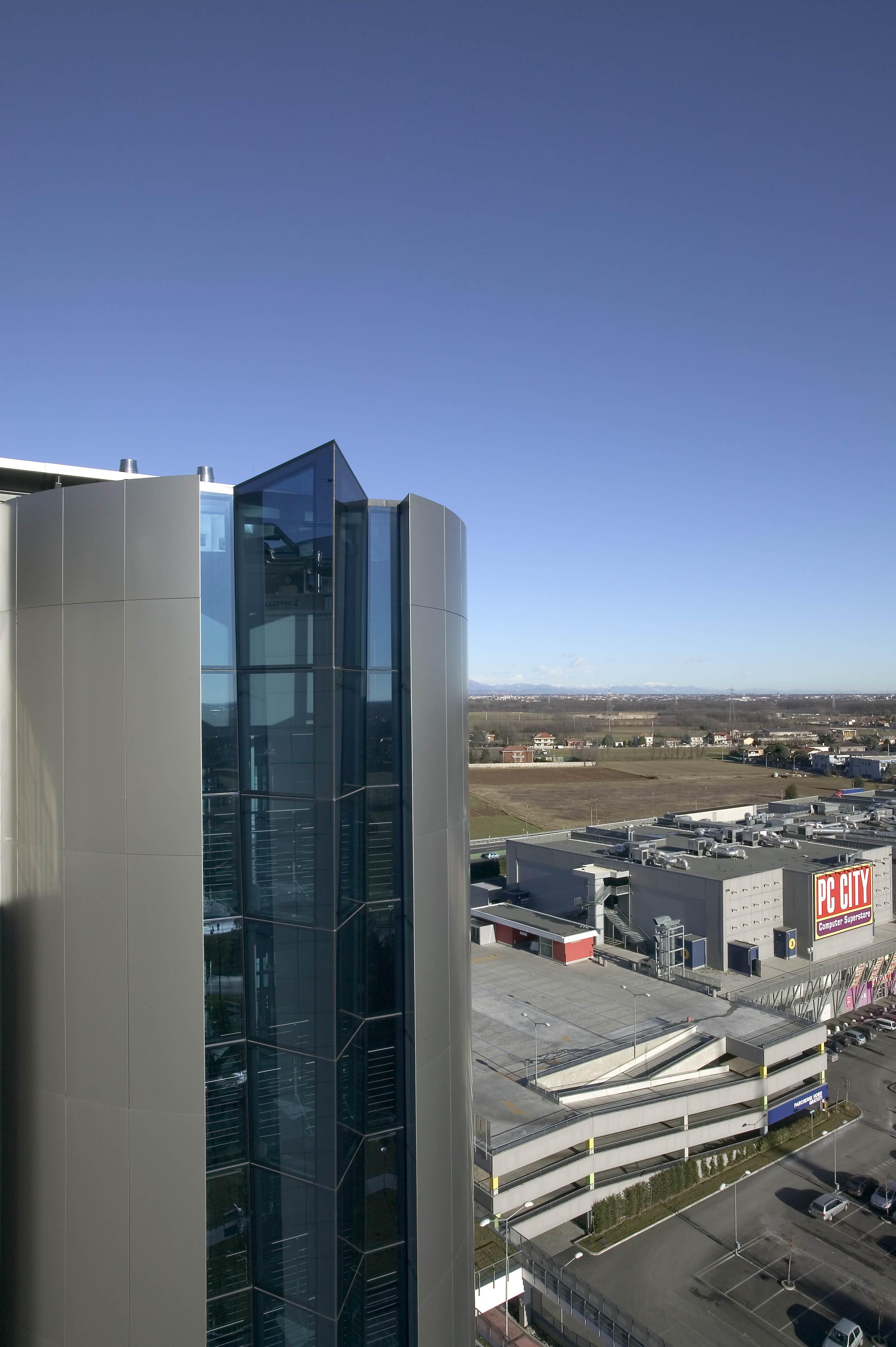 Una Hotels Malpensa Cerro Maggiore Exterior foto