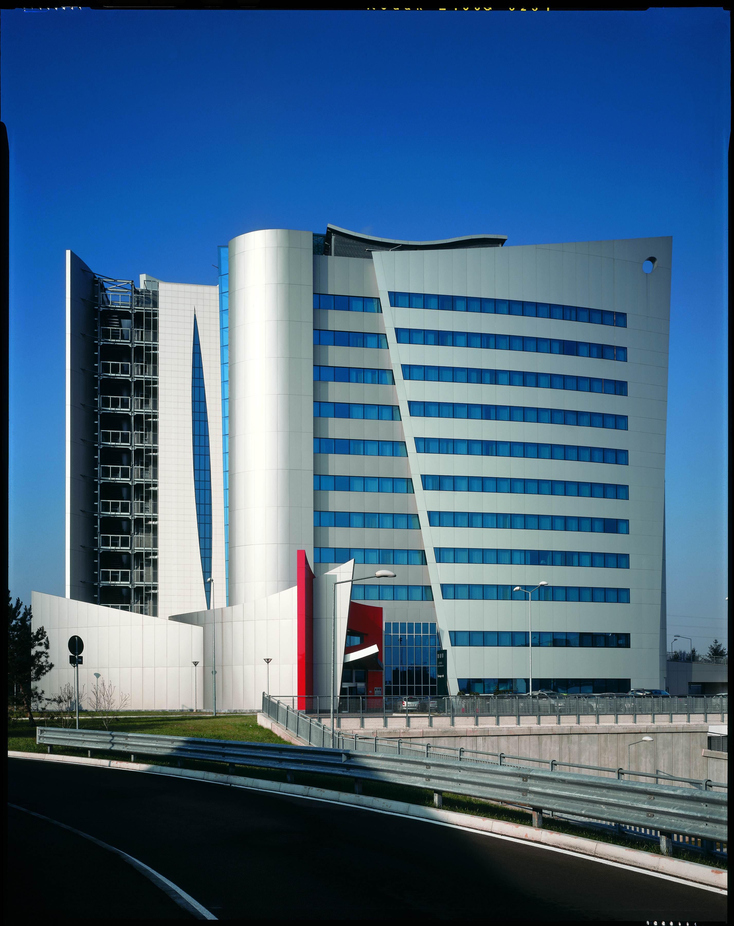 Una Hotels Malpensa Cerro Maggiore Exterior foto